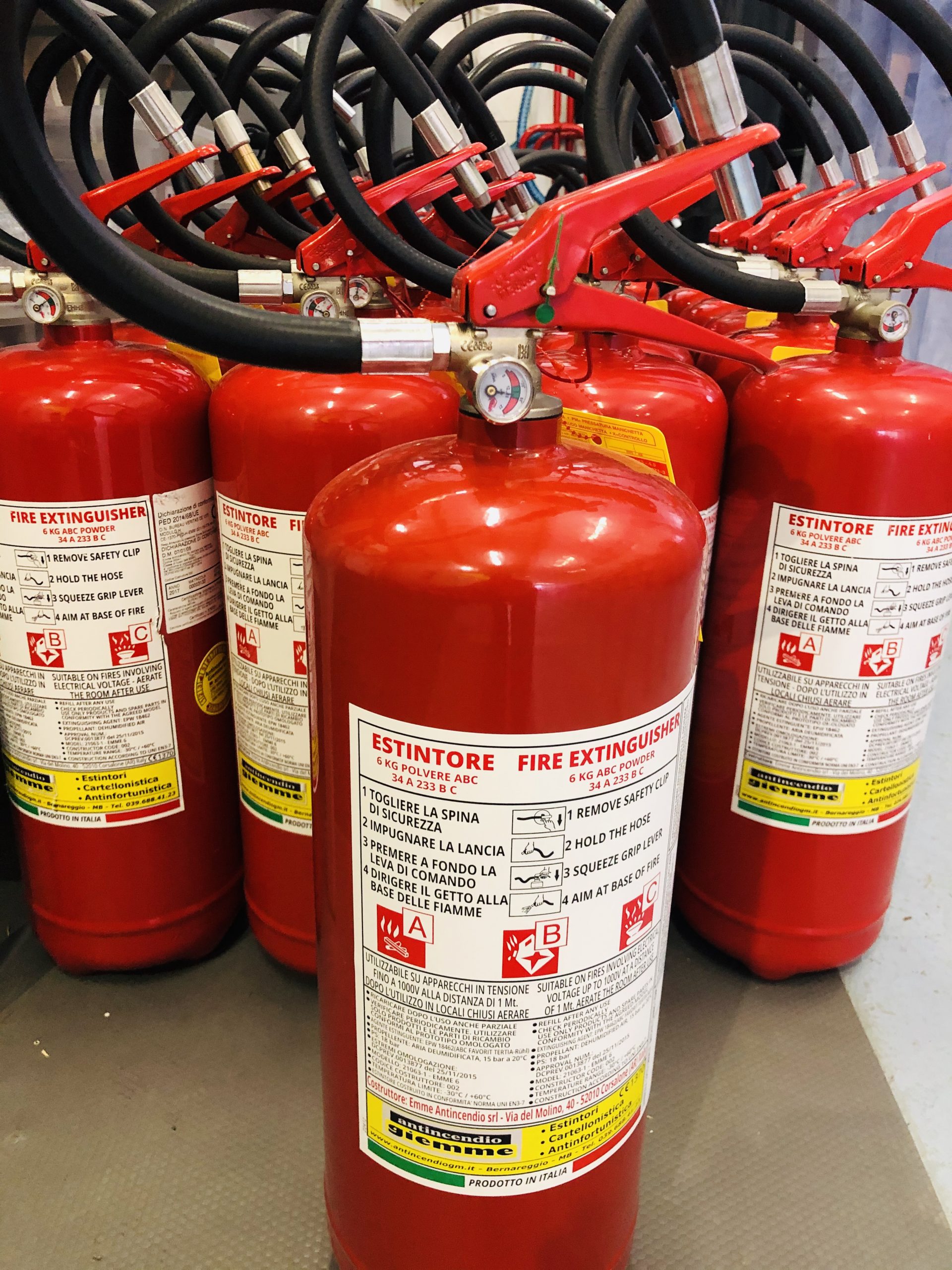 IMPIANTI_ANTINCENDIO_estintori_AGM